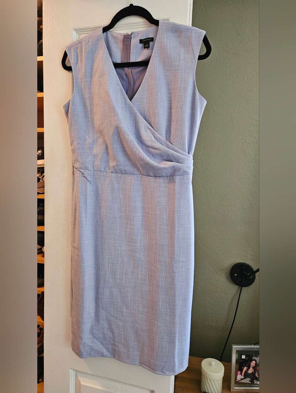 Ann Taylor Periwinkle Sleeveless Sheath Dress Size 4